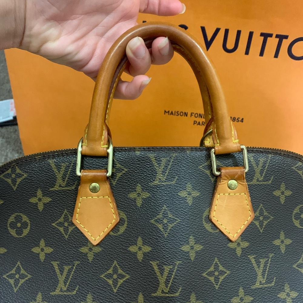 ❤️🌸 Louis Vuitton Alma PM 🌸❤️ - Picture 8 of 14